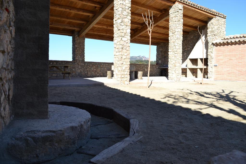 Cal Ribero Aparthotel Vilanova De La Sal Bagian luar foto