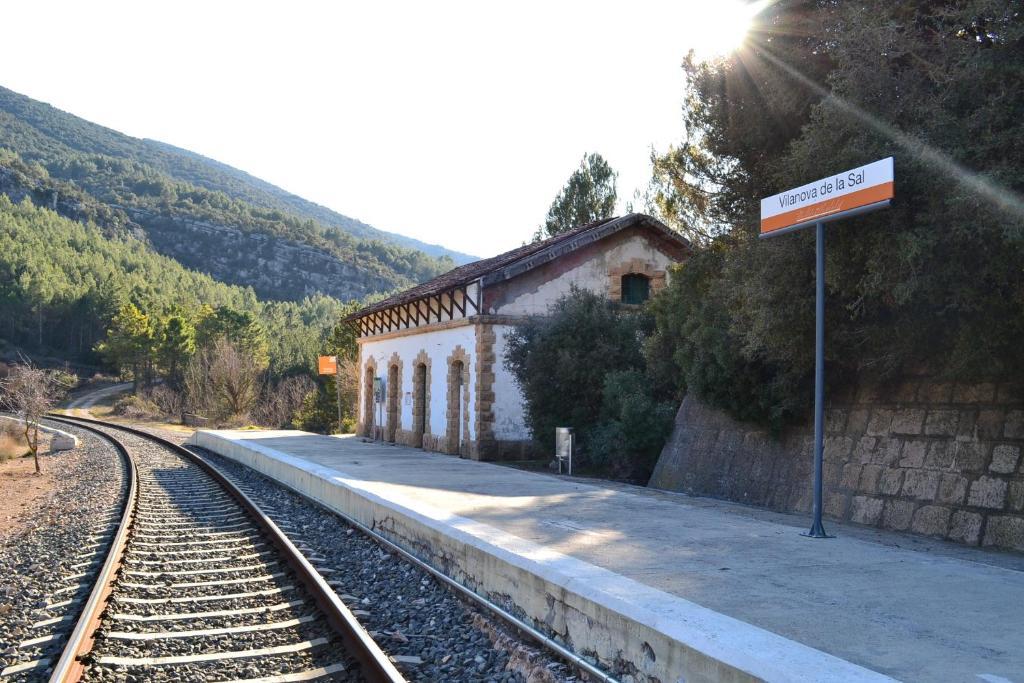 Cal Ribero Aparthotel Vilanova De La Sal Bagian luar foto