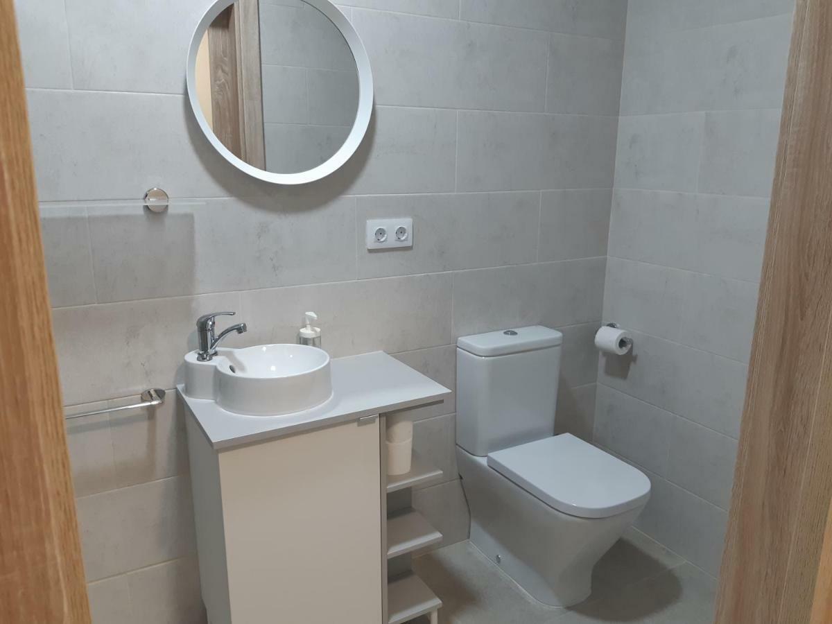 Cal Ribero Aparthotel Vilanova De La Sal Bagian luar foto