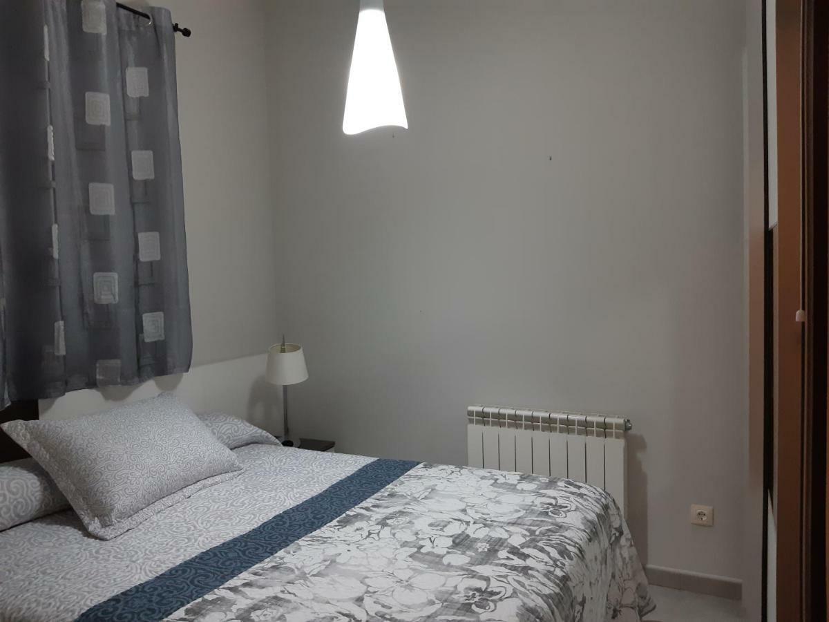 Cal Ribero Aparthotel Vilanova De La Sal Bagian luar foto