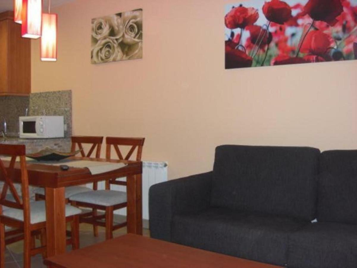 Cal Ribero Aparthotel Vilanova De La Sal Bagian luar foto