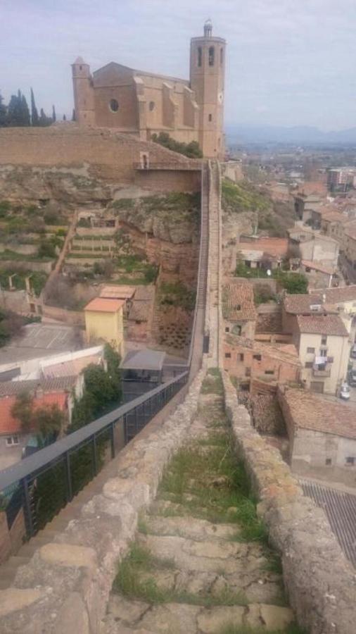 Cal Ribero Aparthotel Vilanova De La Sal Bagian luar foto
